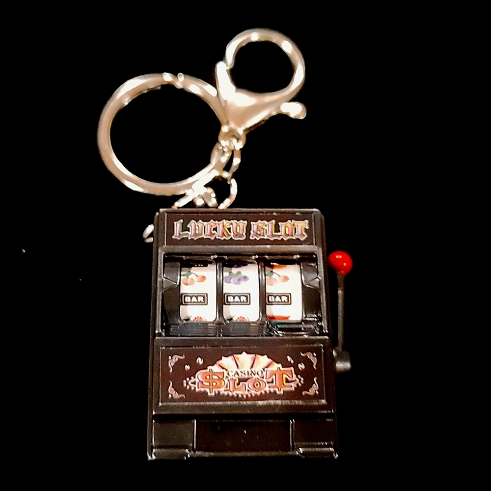 🎰 777 Keychain/Purse Charm - Picture 4 of 6